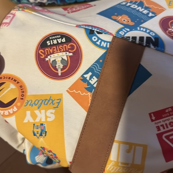 NEW Oh My Disney Pixar Weekender Bag - Picture 7 of 9